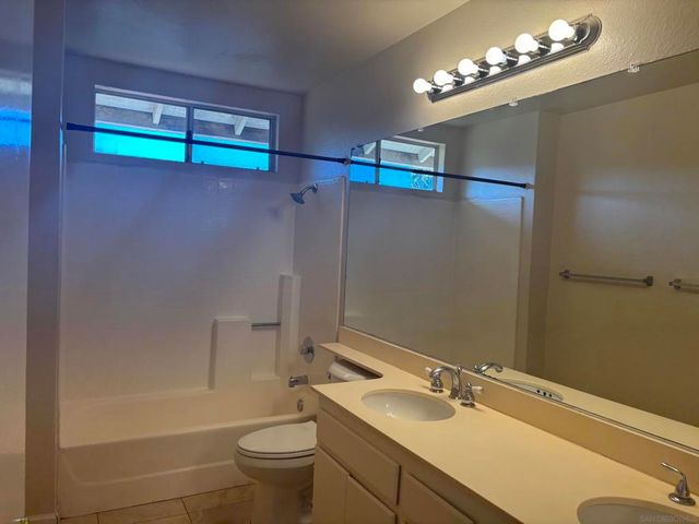 12446 Salmon River Rd, San Diego, CA 92129