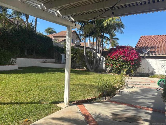 12446 Salmon River Rd, San Diego, CA 92129