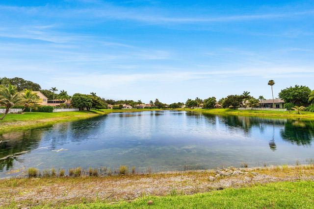 7350 NW 68 Avenue, Parkland, FL 33067