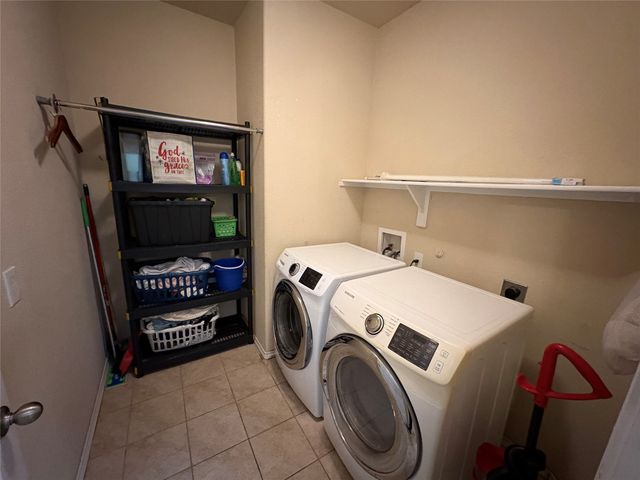 1213 Walnut Cliff Court, Fort Worth, TX 76179