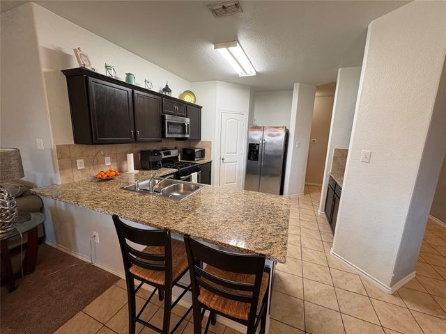 1213 Walnut Cliff Court, Fort Worth, TX 76179