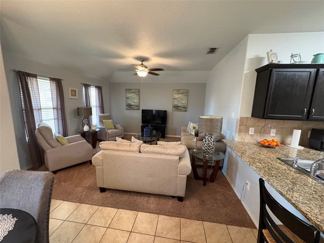 1213 Walnut Cliff Court, Fort Worth, TX 76179