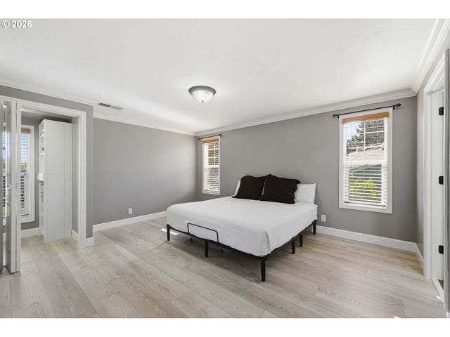 2930 NORKENZIE Rd, Eugene, OR 97408