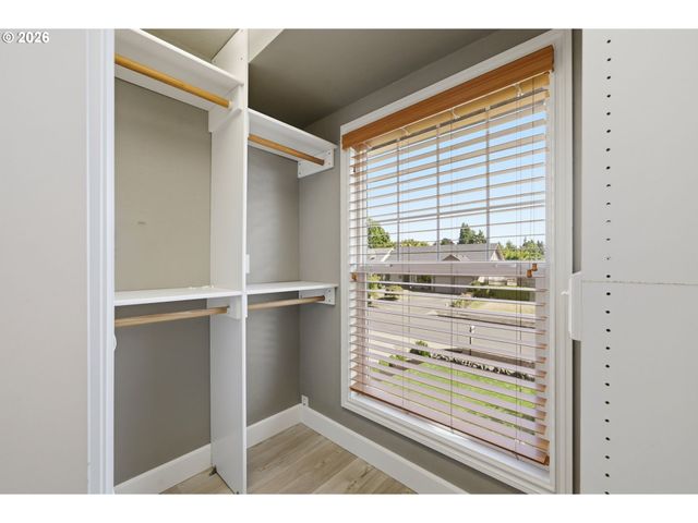 2930 NORKENZIE Rd, Eugene, OR 97408