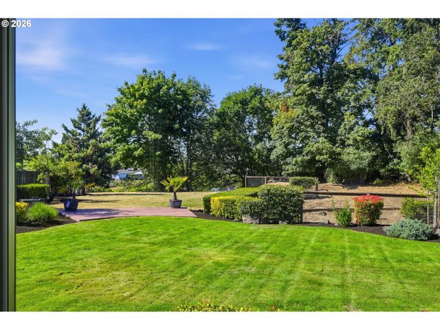 2930 NORKENZIE Rd, Eugene, OR 97408