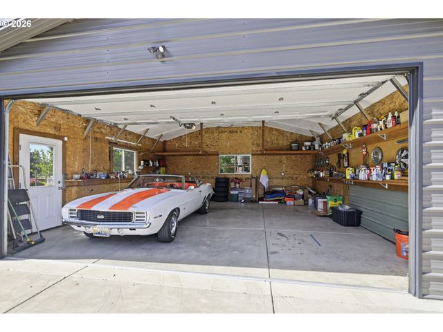 2930 NORKENZIE Rd, Eugene, OR 97408