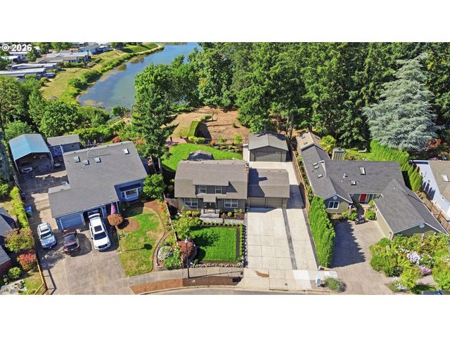 2930 NORKENZIE Rd, Eugene, OR 97408