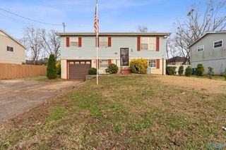 3933 Mccalley Place SW, Huntsville, AL 35805