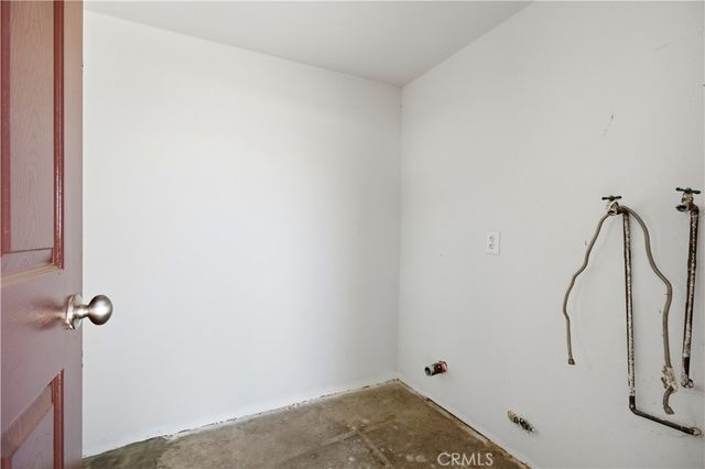21820 Cajalco Road, Perris, CA 92570