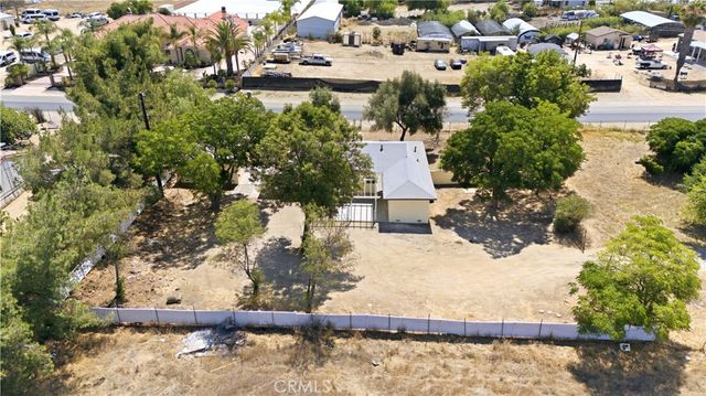 21820 Cajalco Road, Perris, CA 92570