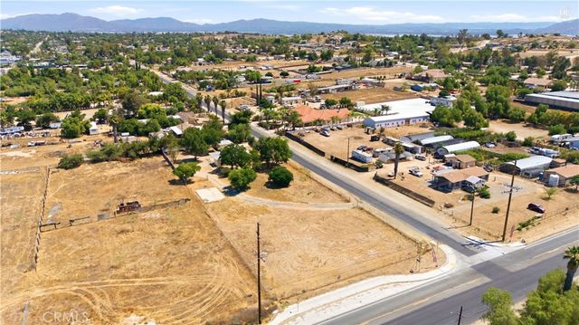 21820 Cajalco Road, Perris, CA 92570