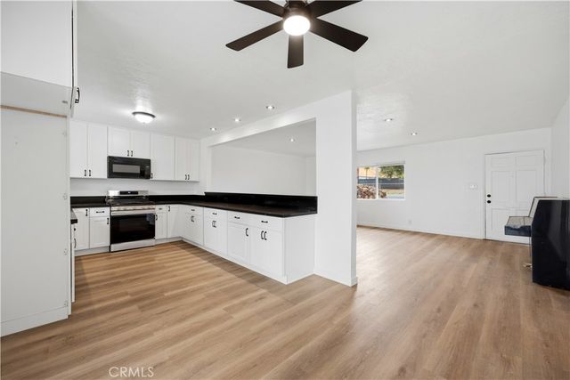21820 Cajalco Road, Perris, CA 92570