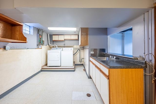 2633 Scott Street, Franklin Park, IL 60131