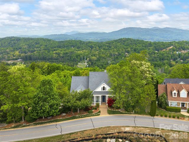 1403 Woodsong Drive, Hendersonville, NC 28791