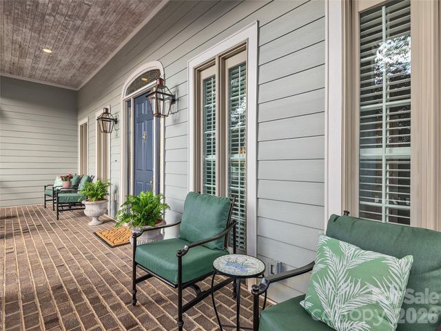 1403 Woodsong Drive, Hendersonville, NC 28791
