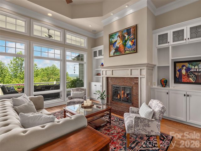 1403 Woodsong Drive, Hendersonville, NC 28791