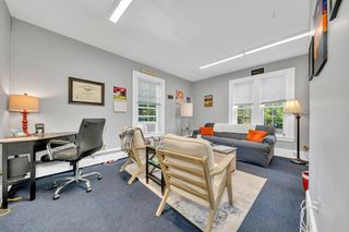 68 Park St 4, Andover, MA 01810