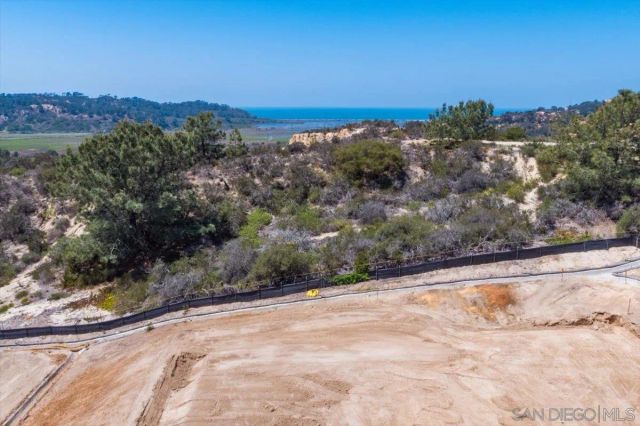 4 Via Del Mar 4, San Diego, CA 92130