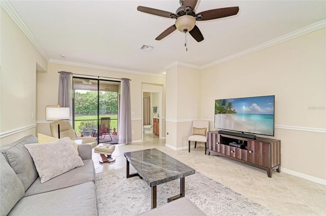 6810 WILLOWSHIRE WAY, Bradenton, FL 34212