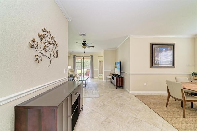 6810 WILLOWSHIRE WAY, Bradenton, FL 34212