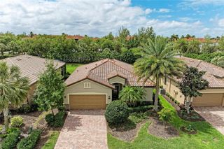 6810 WILLOWSHIRE WAY, Bradenton, FL 34212