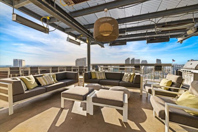 321 10th Ave 207, San Diego, CA 92101