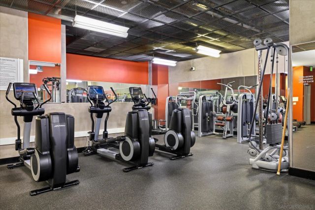 321 10th Ave 207, San Diego, CA 92101