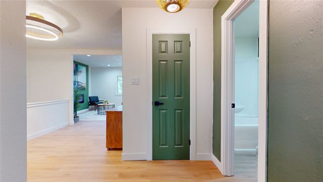 549 W 10th Street N, Newton, IA 50208