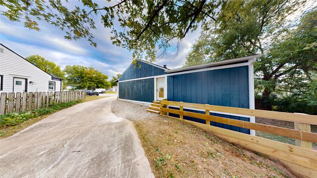 549 W 10th Street N, Newton, IA 50208