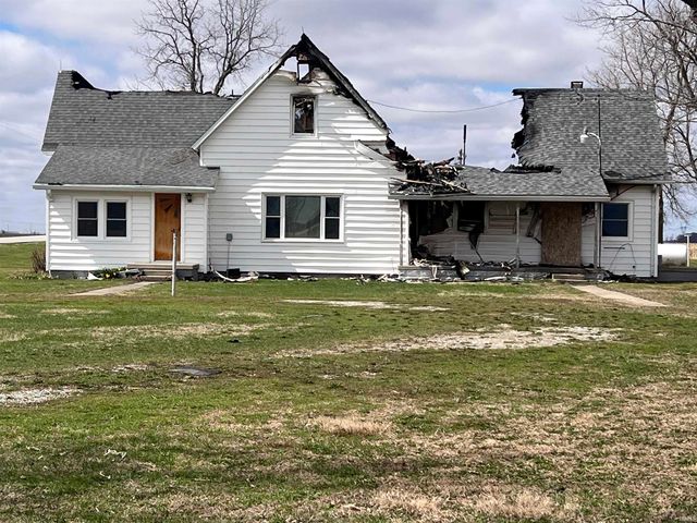 10758 E 400 NORTH, Greentown, IN 46936