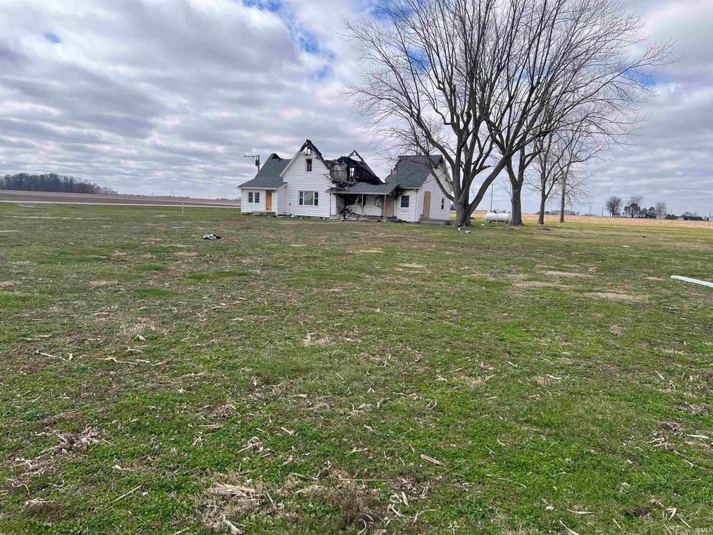 10758 E 400 NORTH, Greentown, IN 46936