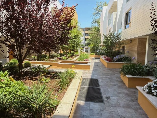 137 S Wilson Avenue 106, Pasadena, CA 91106
