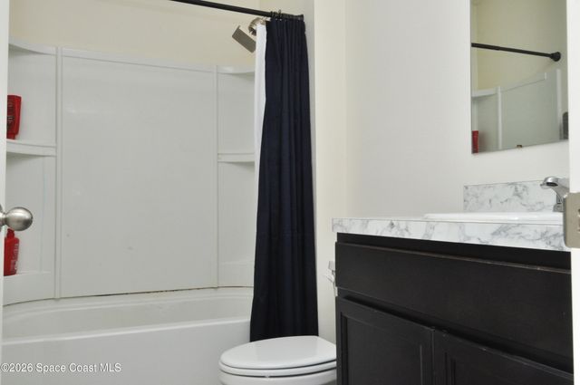 180 Hammock Road SE, Palm Bay, FL 32909