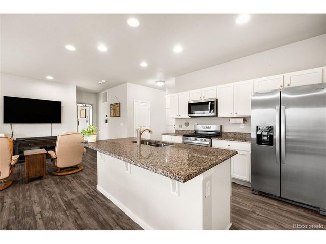 1124 Sherman Dr, Dacono, CO 80514