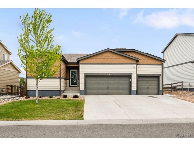 1124 Sherman Dr, Dacono, CO 80514