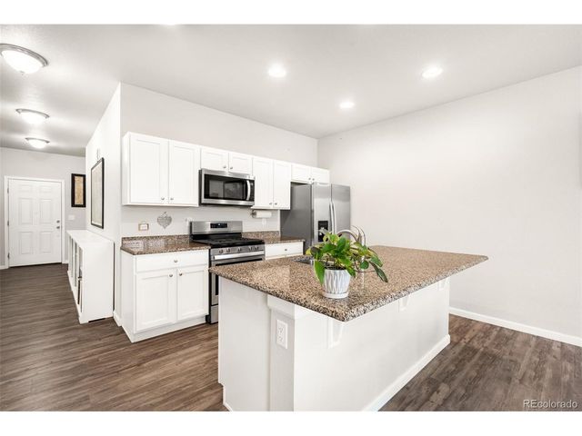1124 Sherman Dr, Dacono, CO 80514