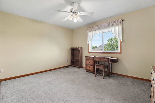50777 Cambridge Drive, Macomb, MI 48044