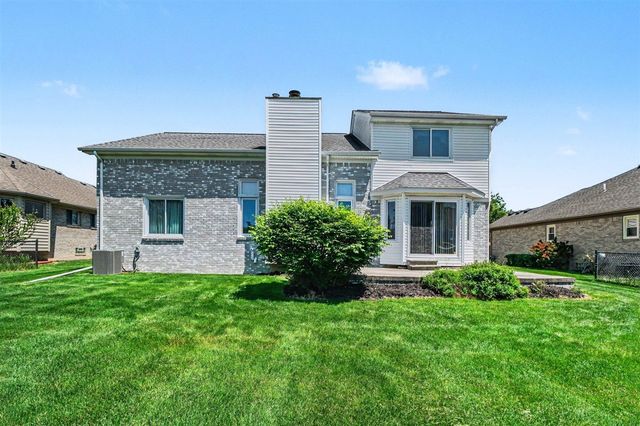 50777 Cambridge Drive, Macomb, MI 48044