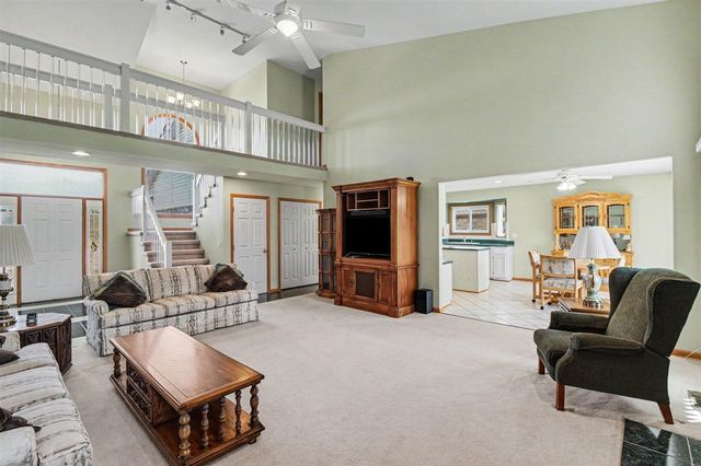 50777 Cambridge Drive, Macomb, MI 48044