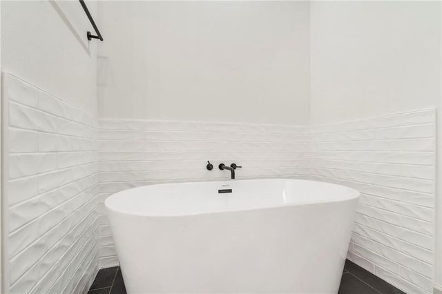 1121 Whistler Street, Bentonville, AR 72713