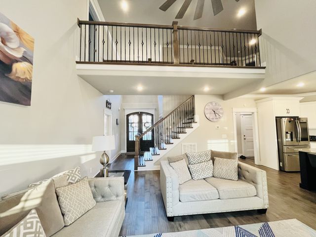 1917 Rhonda Dr, Christiana, TN 37037