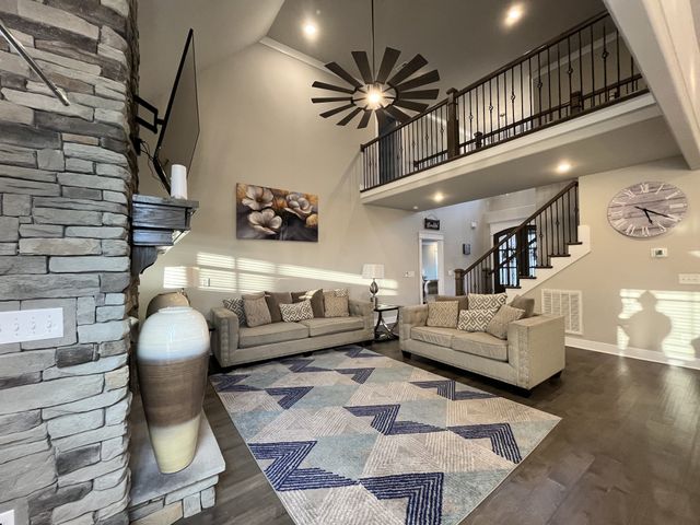1917 Rhonda Dr, Christiana, TN 37037