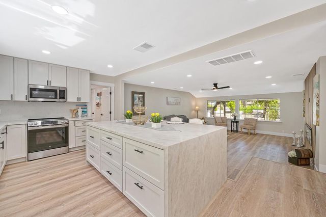 3317 Vienna Ave, Carmichael, CA 95608