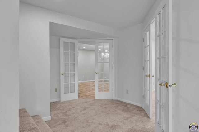 6743 SW Wentley LN, Topeka, KS 66614