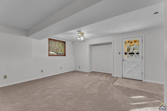 6743 SW Wentley LN, Topeka, KS 66614