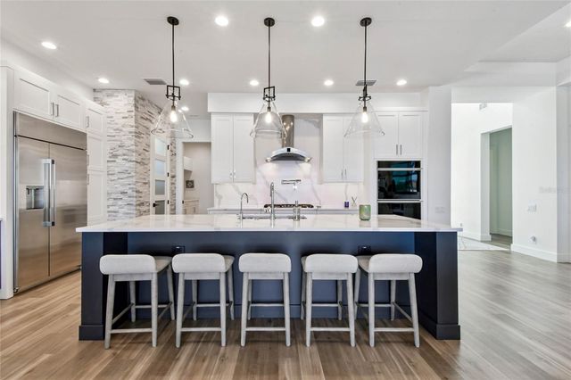 14906 N ROME AVENUE, Tampa, FL 33613