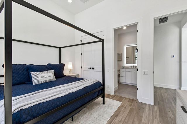 14906 N ROME AVENUE, Tampa, FL 33613