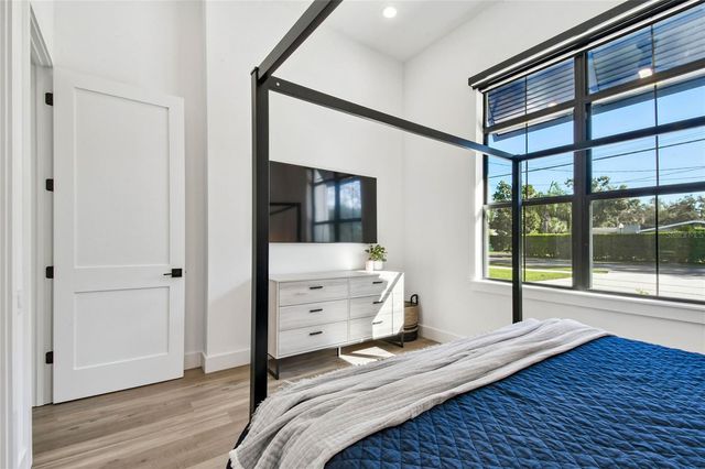 14906 N ROME AVENUE, Tampa, FL 33613