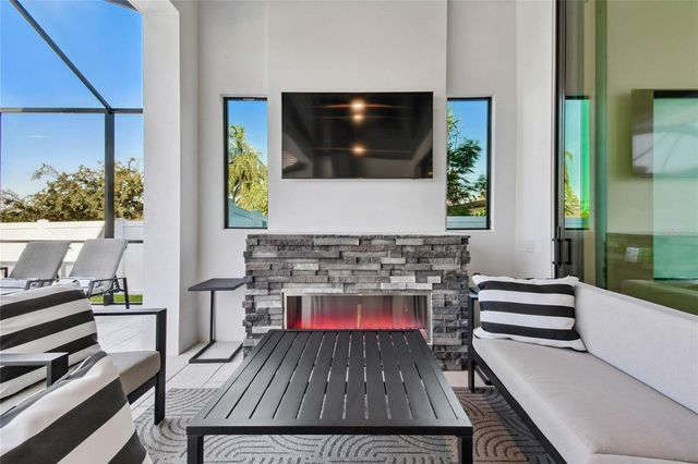 14906 N ROME AVENUE, Tampa, FL 33613