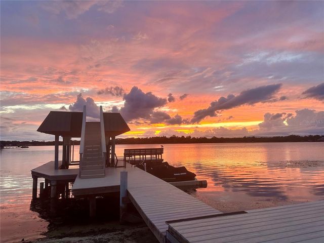 14906 N ROME AVENUE, Tampa, FL 33613